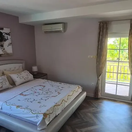 Villa Luxury Nevena Pool&jacuzzi