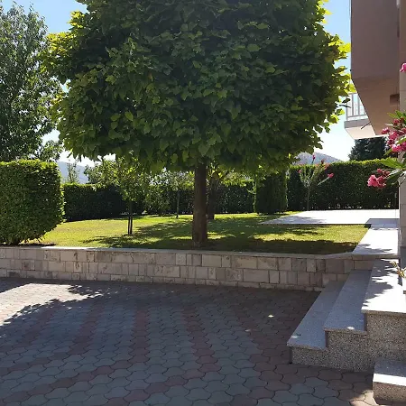 Luxury Nevena Pool&jacuzzi * Mostar