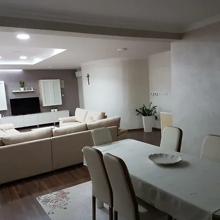 Luxury Nevena Pool&jacuzzi Mostar